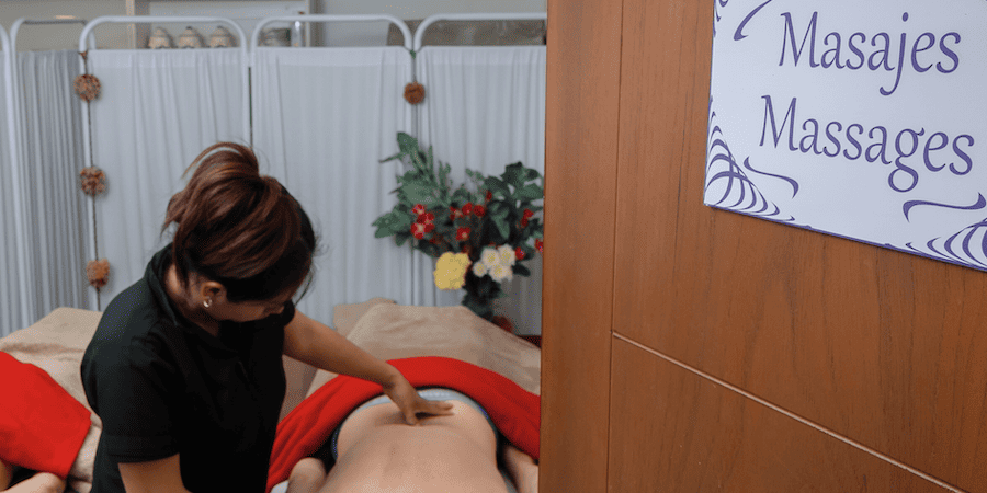 https://atoqhoteles.com/wp-content/uploads/2025/07/atoq-hoteles-promocion-masajes-pareja-julio-san-blas-articulo-1.png