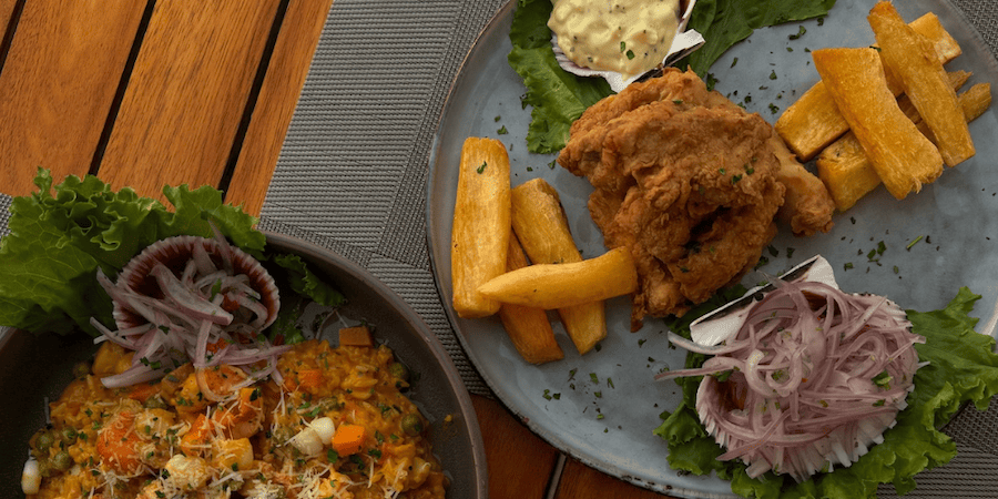 https://atoqhoteles.com/wp-content/uploads/2025/10/atoq-hoteles-blog-gastronomia-ica-octubre-paracas-reserva-articulo-3.png