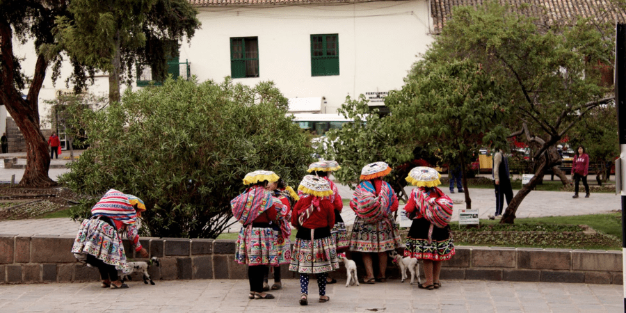 https://atoqhoteles.com/wp-content/uploads/2026/07/atoq-hoteles-blog-san-blas-julio-cusco-fiestas-patrias-2.png