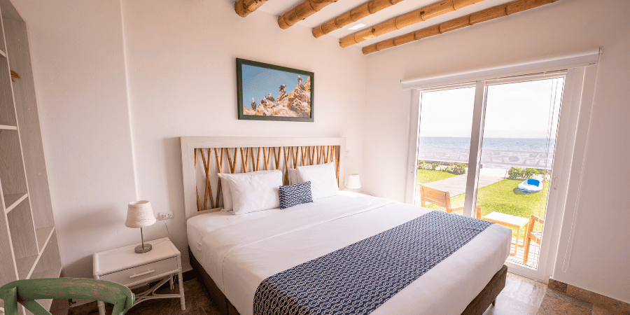 https://atoqhoteles.com/wp-content/uploads/2026/09/atoq-hoteles-blog-san-blas-paracas-setiembre-boutique-3.png